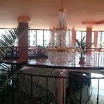 Apart Otel La Piazza &