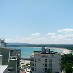La Piazza & Apart Otel 4*