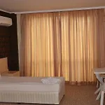 La Piazza & Apart Otel 4*