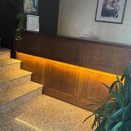 Aparthotel La Piazza & Primorsko