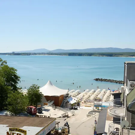 La Piazza & Aparthotel Primorsko