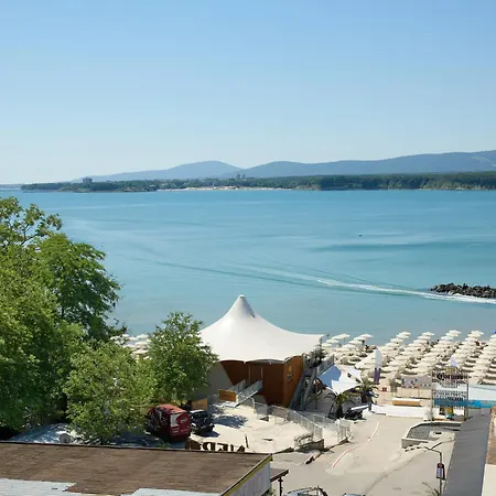 La Piazza & 4* Primorsko