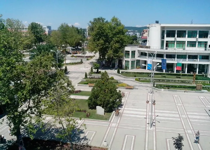 Aparthotel La Piazza & 4*