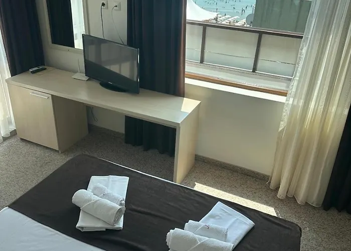 La Piazza & Aparthotel Primorsko